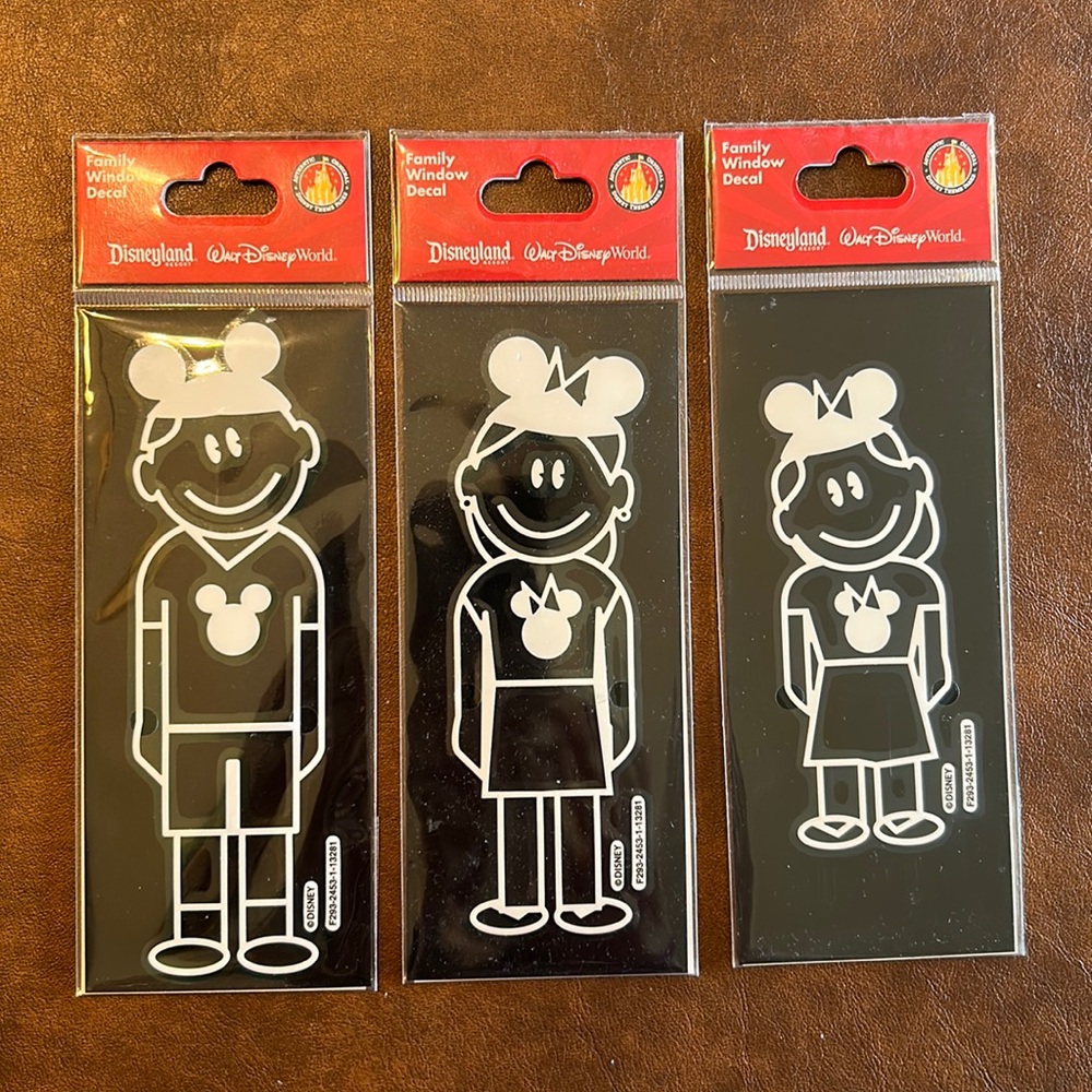 3 Disney family window decals